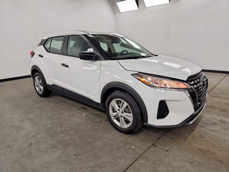 2024 NISSAN KICKS S 4