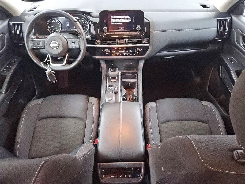 2024 NISSAN PATHFINDER SV 8
