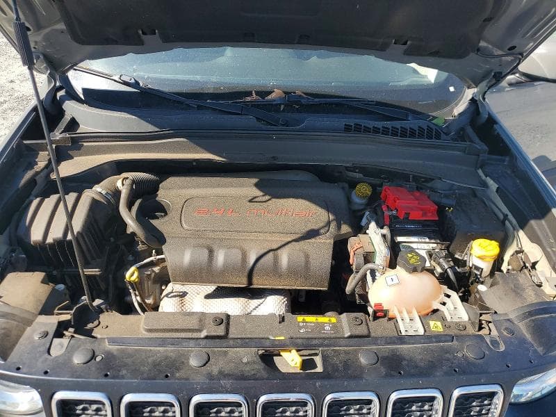 2020 JEEP RENEGADE LATITUDE 11
