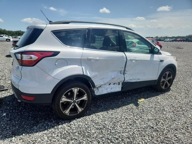 2018 FORD ESCAPE SEL 3