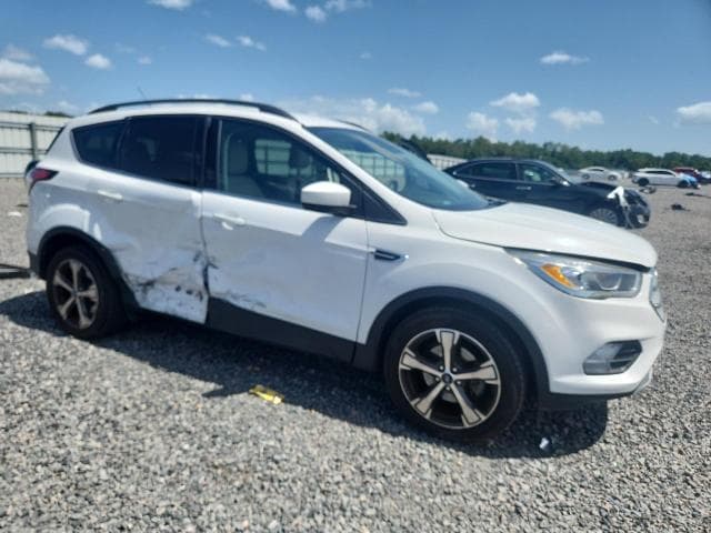 2018 FORD ESCAPE SEL 4