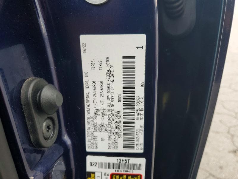 2022 TOYOTA TUNDRA SR5 SR5 12