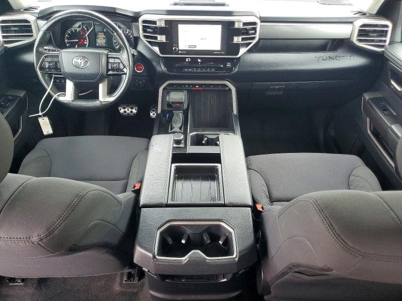 2022 TOYOTA TUNDRA SR5 SR5 8