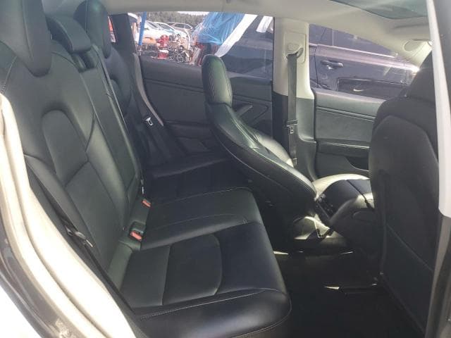 2019 TESLA MODEL 3 10