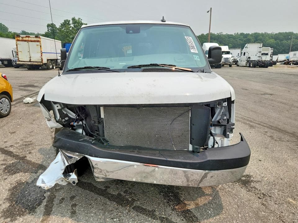 2024 CHEVROLET EXPRESS G3500 5