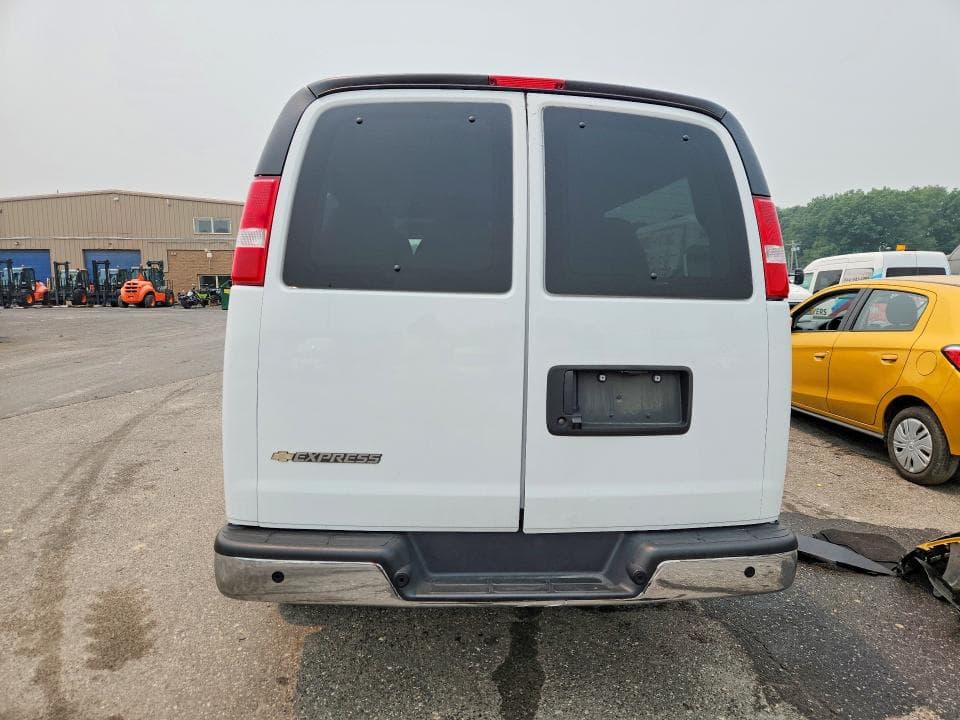 2024 CHEVROLET EXPRESS G3500 6