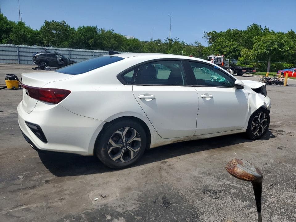 2021 KIA FORTE LXS 3