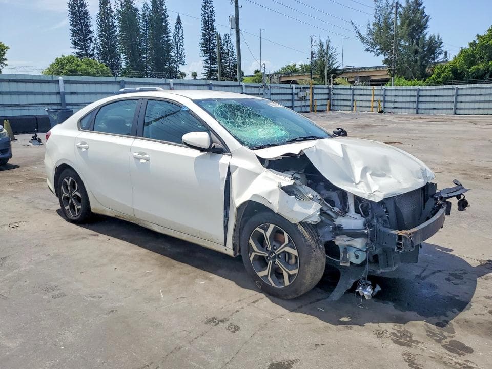 2021 KIA FORTE LXS 4