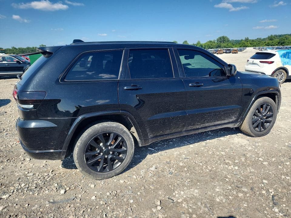 2018 JEEP GRAND CHEROKEE LAREDO 3