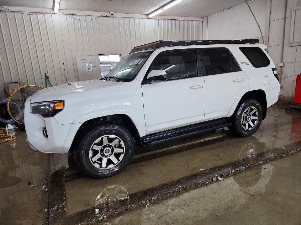 2020 TOYOTA 4RUNNER TRD OFF-ROAD - 1