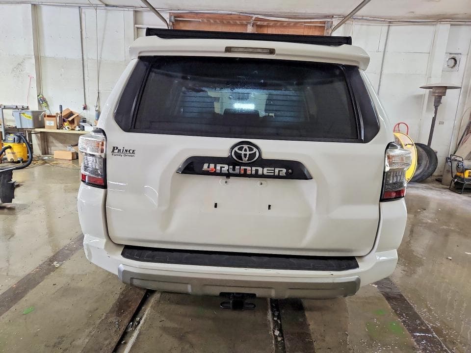 2020 TOYOTA 4RUNNER TRD OFF-ROAD 6
