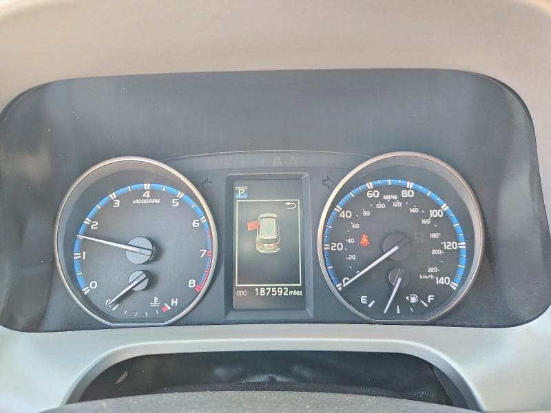 2017 TOYOTA RAV4 LE 9