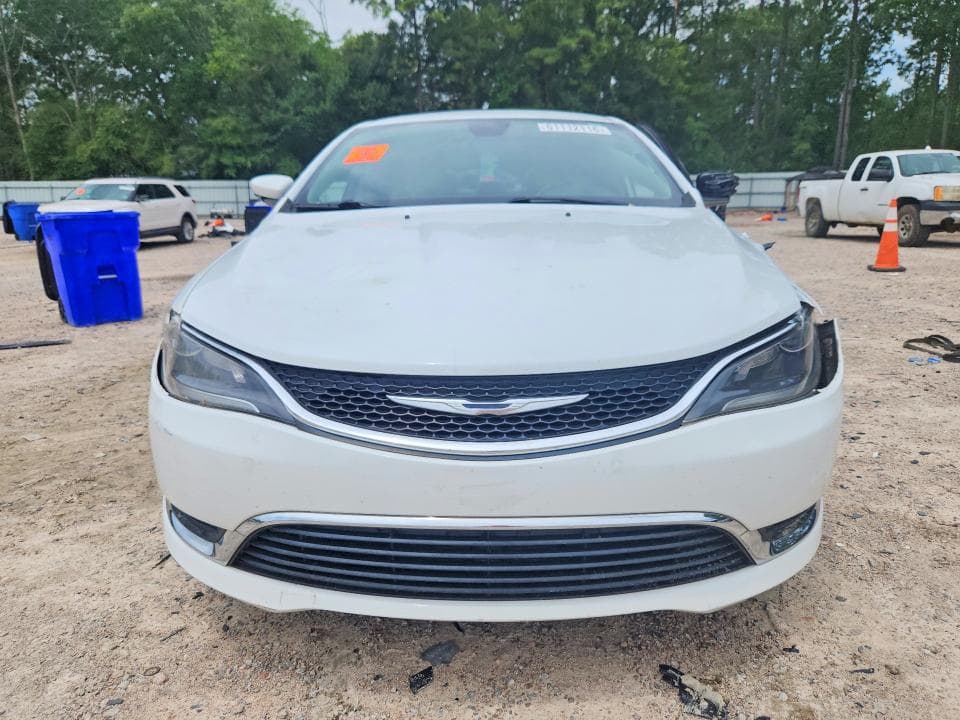 2017 CHRYSLER 200 LIMITED 5