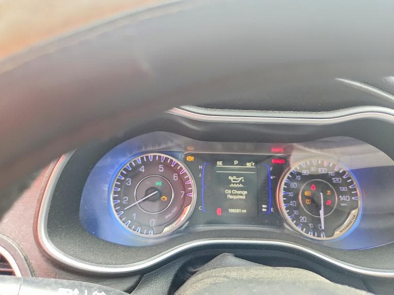 2017 CHRYSLER 200 LIMITED 9
