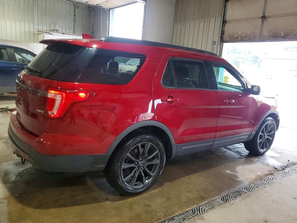 2017 FORD EXPLORER XLT 3
