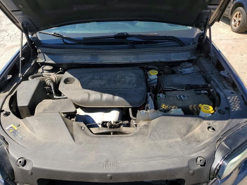 2019 JEEP CHEROKEE LATITUDE 12