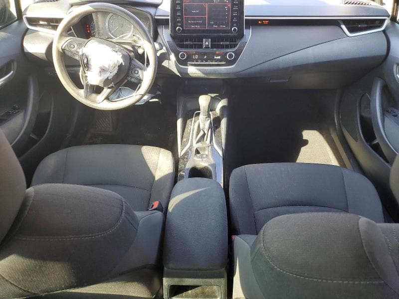 2020 TOYOTA COROLLA LE LE 8