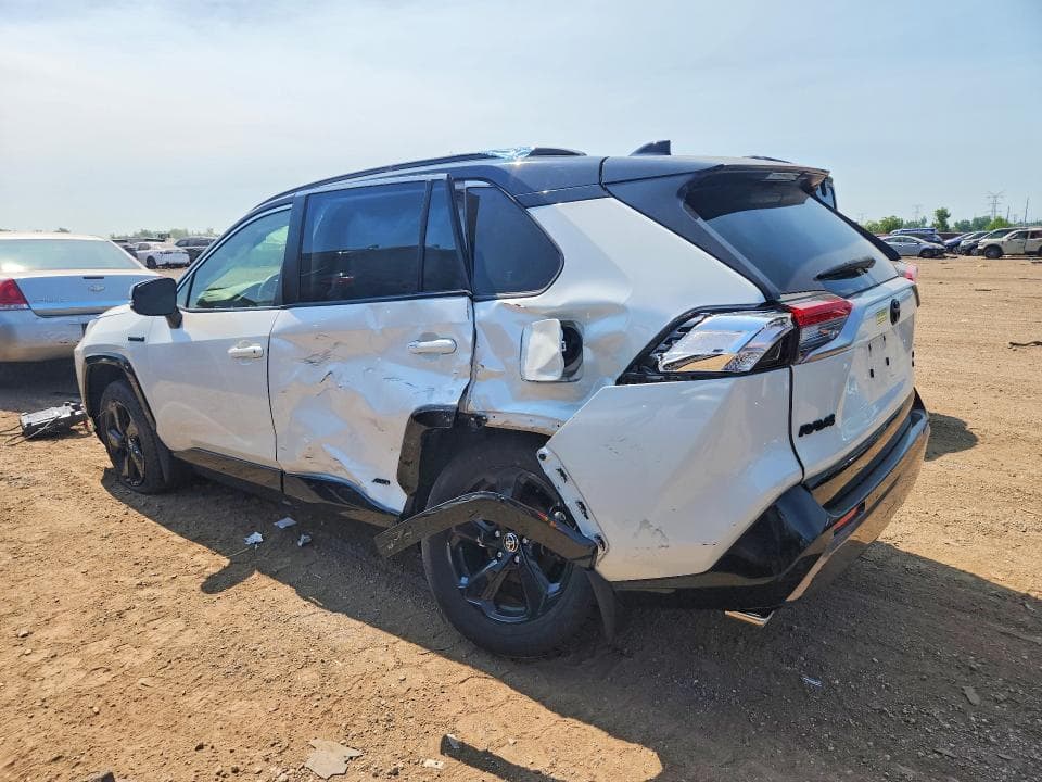 2020 TOYOTA RAV4 XSE 2