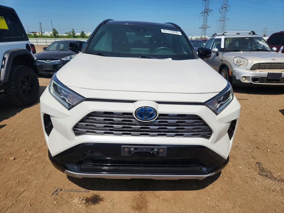 2020 TOYOTA RAV4 XSE 5