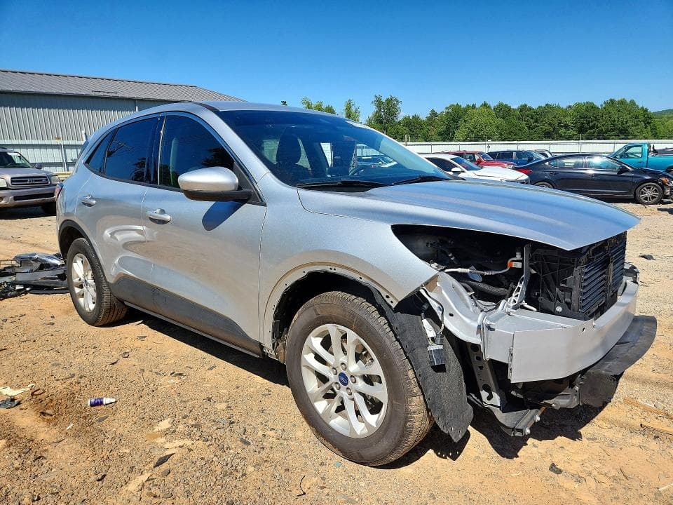 2020 FORD ESCAPE SE 4