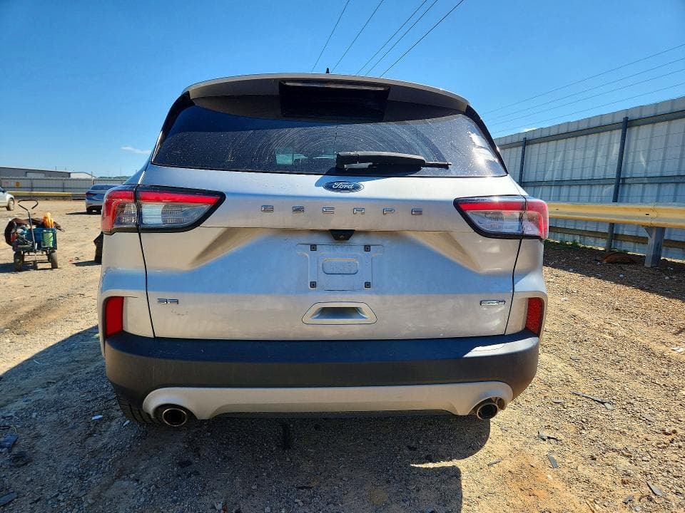 2020 FORD ESCAPE SE 6