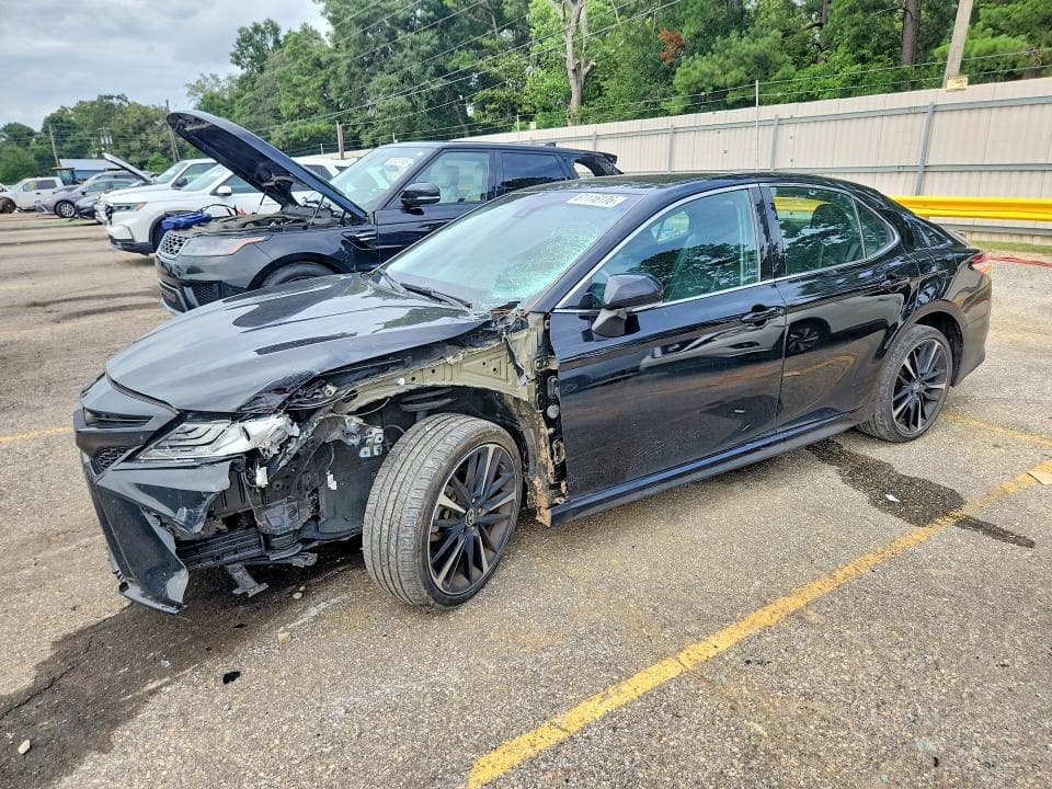 2020 TOYOTA CAMRY XSE XSE - 1