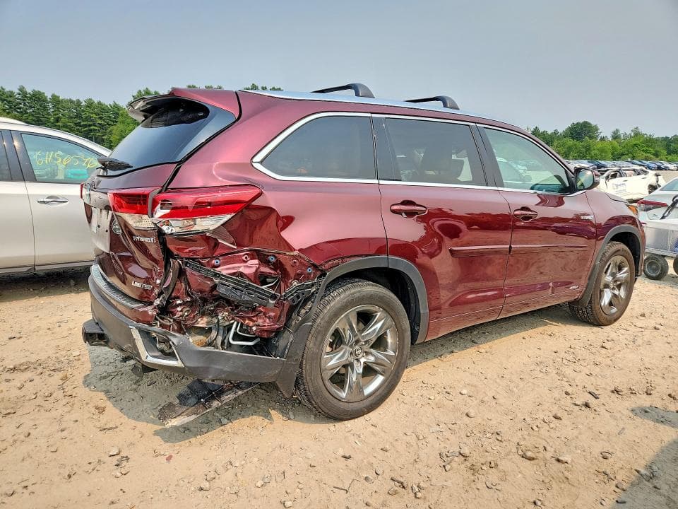 2017 TOYOTA HIGHLANDER HYBRID LIMITED PLATINUM LIMITED PLATINUM 3