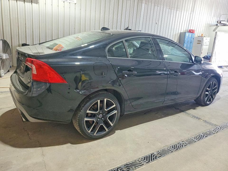 2018 VOLVO S60 DYNAMIC 3