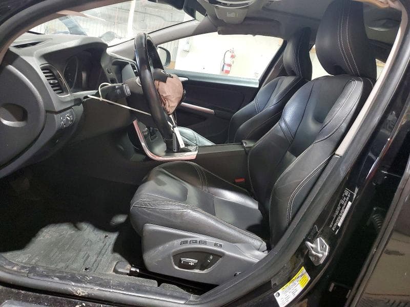 2018 VOLVO S60 DYNAMIC 7