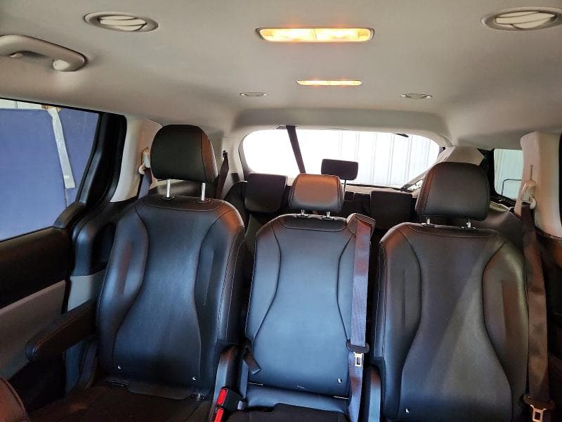 2026 KIA CARNIVAL LXS 10