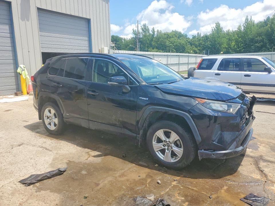 2019 TOYOTA RAV4 LE 4