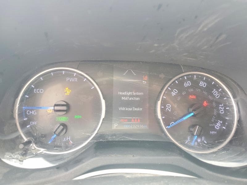 2019 TOYOTA RAV4 LE 9