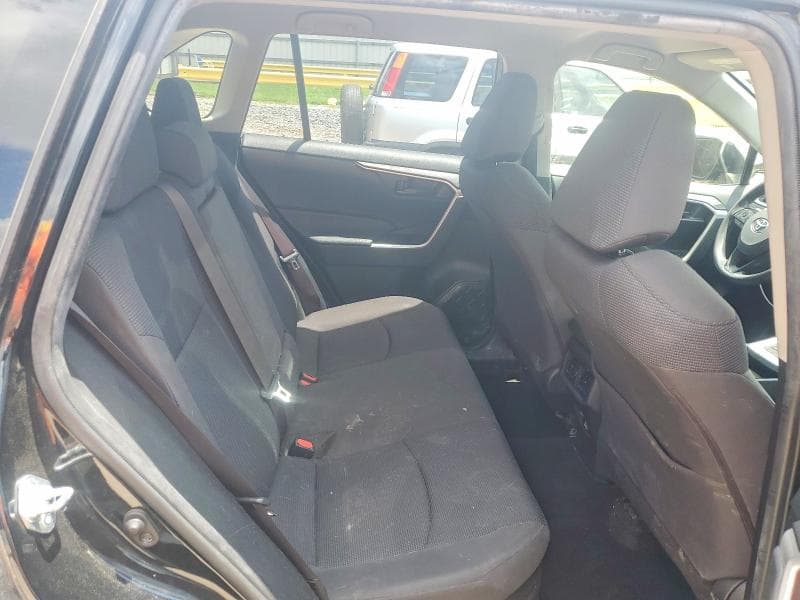 2019 TOYOTA RAV4 LE 10