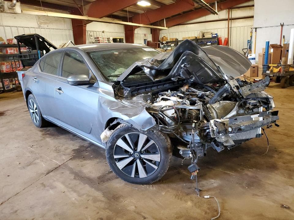 2021 NISSAN ALTIMA SV 4