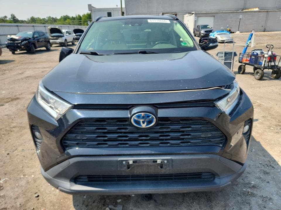 2021 TOYOTA RAV4 HYBRID XLE PREMIUM 5