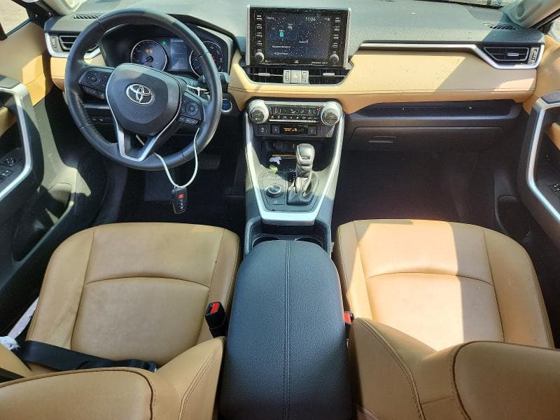 2021 TOYOTA RAV4 HYBRID XLE PREMIUM 8