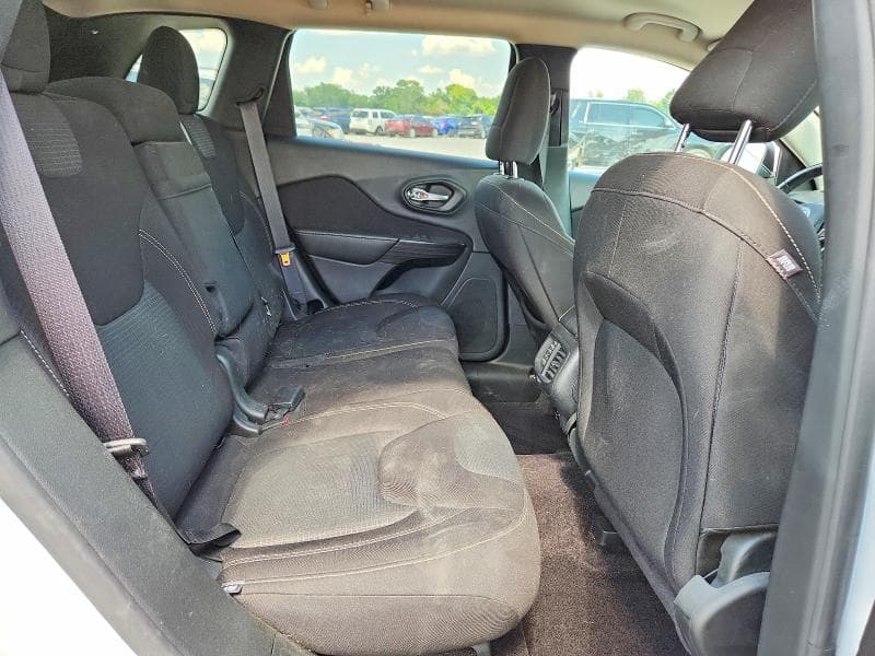 2017 JEEP CHEROKEE LATITUDE 11