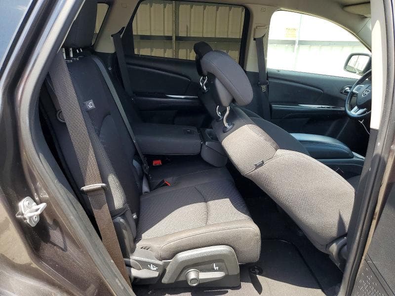 2018 DODGE JOURNEY SE 11