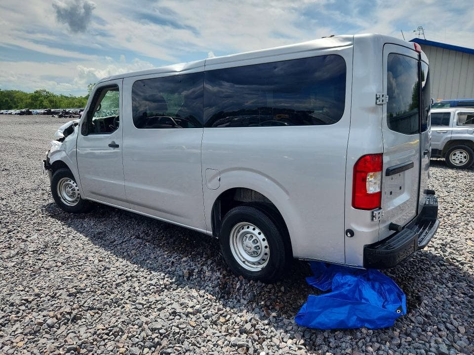 2017 NISSAN NV 3500 HD S 2