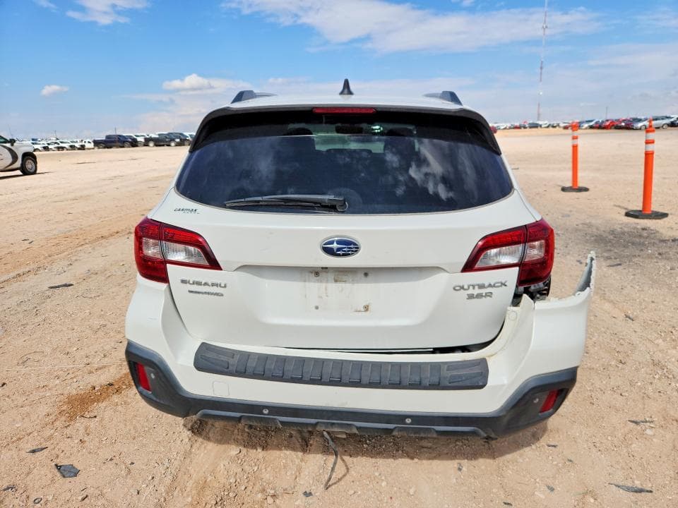 2018 SUBARU OUTBACK TOURING 6
