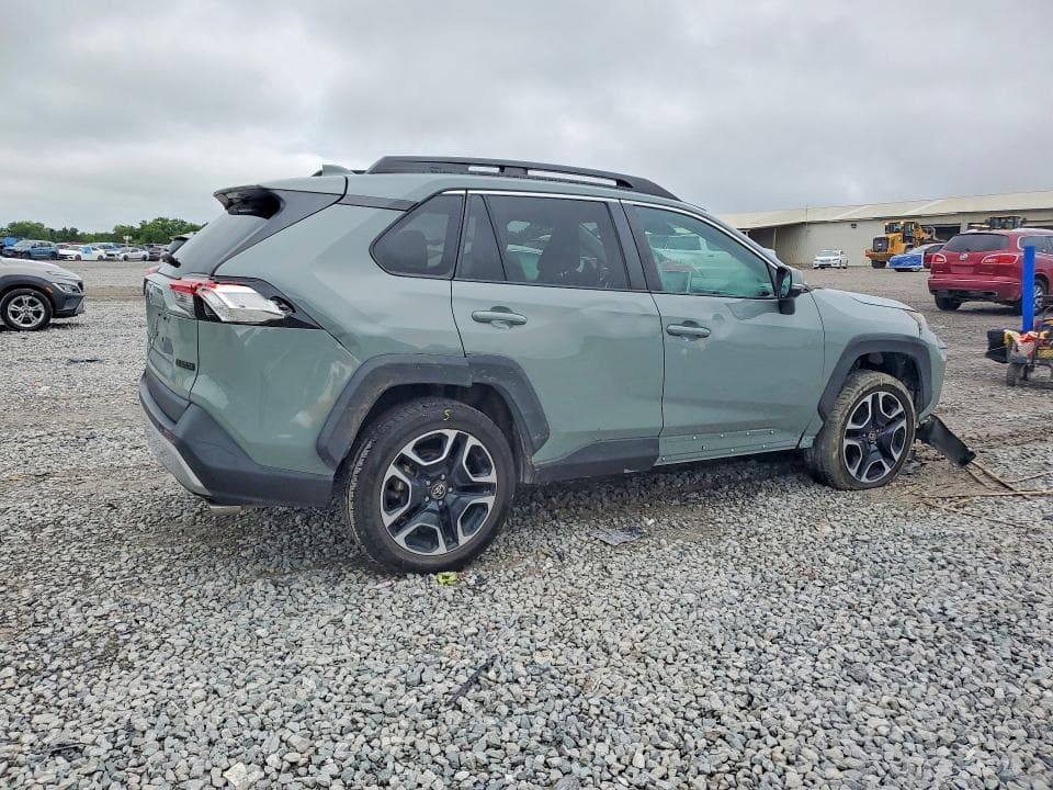 2021 TOYOTA RAV4 ADVENTURE 3