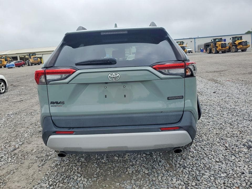 2021 TOYOTA RAV4 ADVENTURE 6