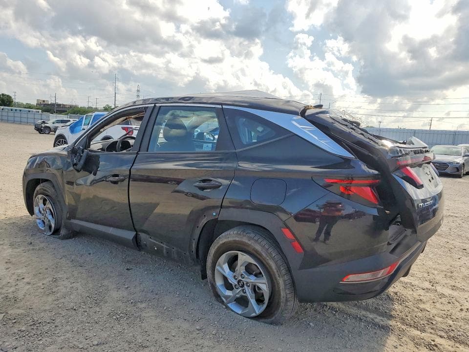 2023 HYUNDAI TUCSON SE 2