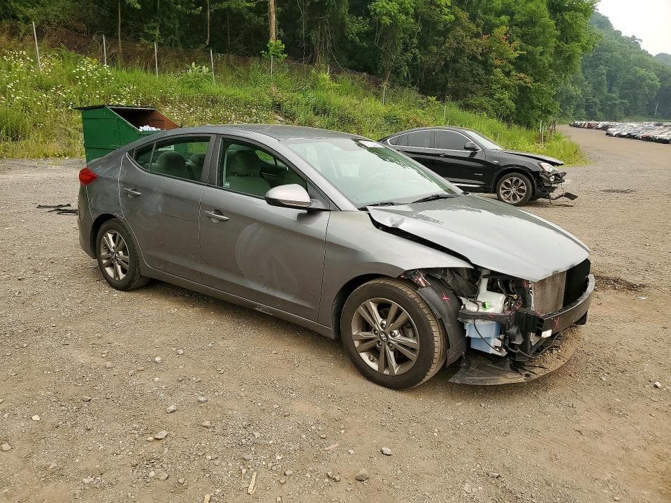 2018 HYUNDAI ELANTRA SEL 4