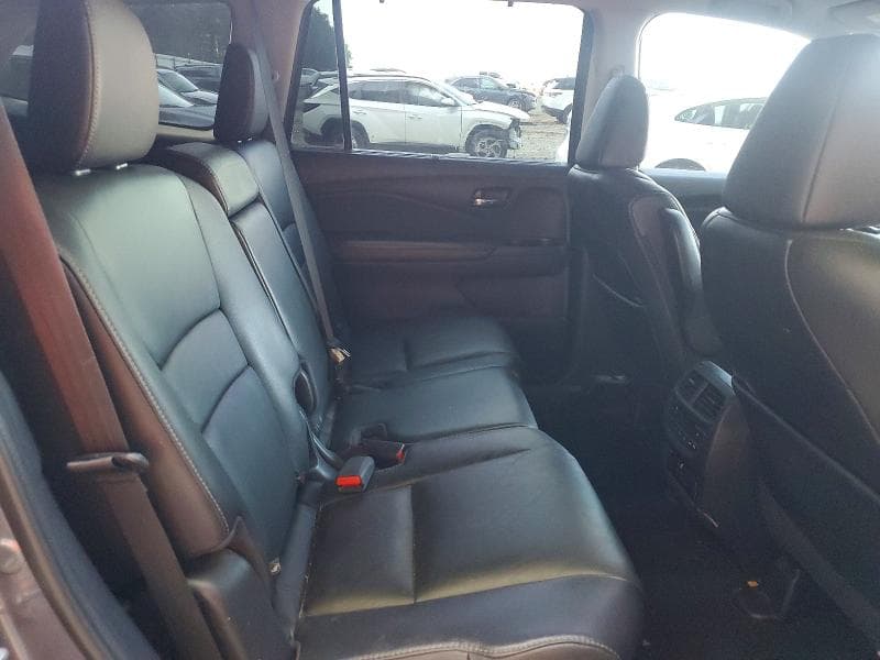 2020 HONDA PILOT TOURING 11