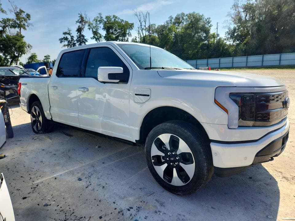 2023 FORD F150 LIGHTNING PRO/LIGHTNING XLT/LI 4
