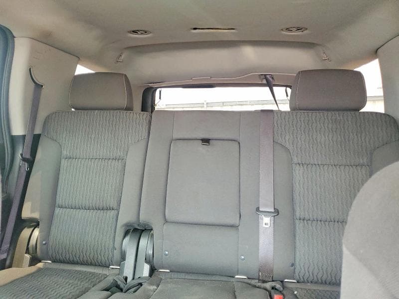 2017 GMC YUKON SLE 10