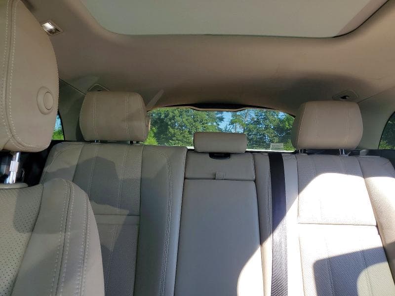 2019 LAND ROVER RANGE ROVER VELAR S 10