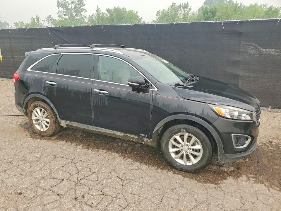2017 KIA SORENTO LX 4