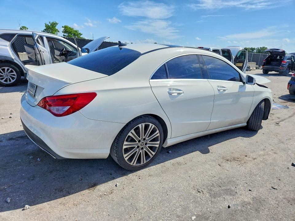 2018 MERCEDES-BENZ CLA 250 3